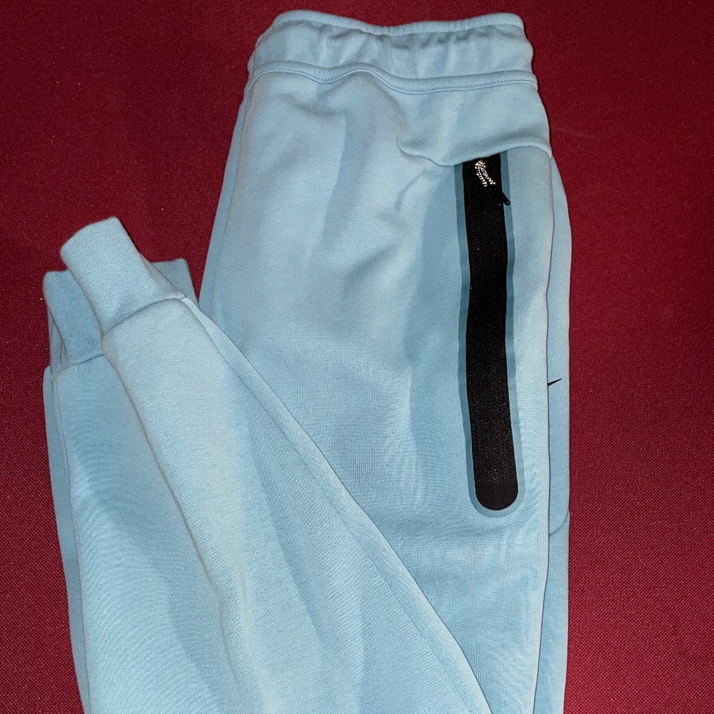 Nike Tech Joggers